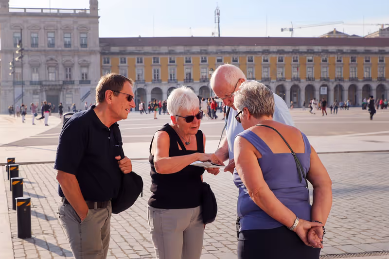 Lisbon Private Tour - group of friends enjoying Lisbon and Sintra