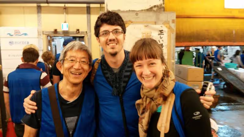 Tokyo Private Tour - With guests at Tsukiji market