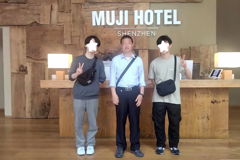 Shenzhen Private Tour - Tour guide