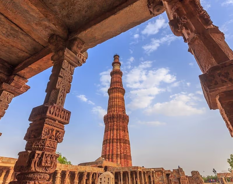 Delhi Private Tour - Qutub minar