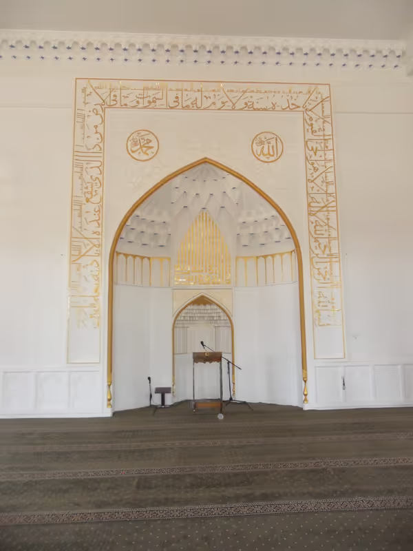 Bukhara Private Tour - Mosque with golden ornaments