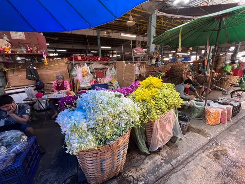 Bangkok Private Tour - Pak Khlong Talad (Flower Market)