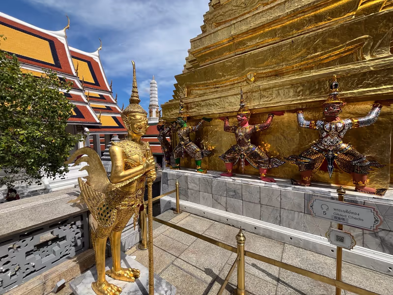 Bangkok Private Tour - Temple of the Emerald Buddha