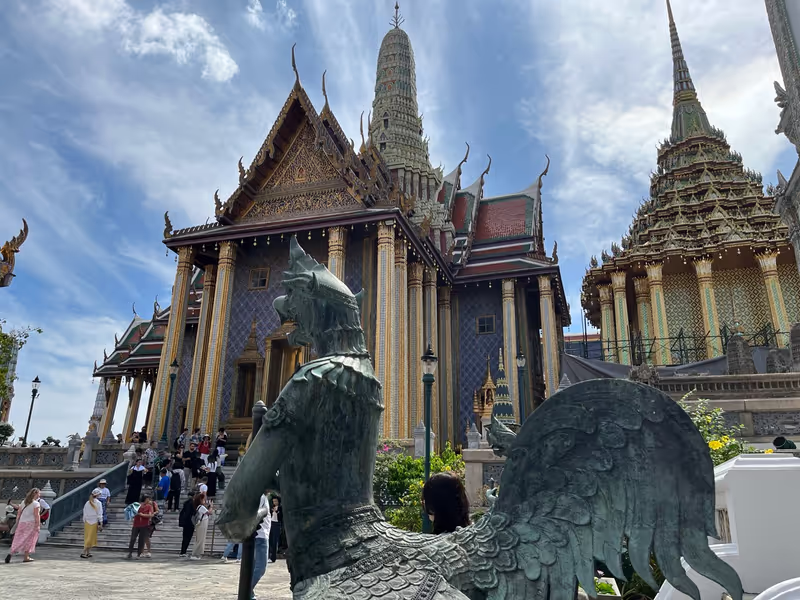Bangkok Private Tour - Temple of the Emerald Buddha