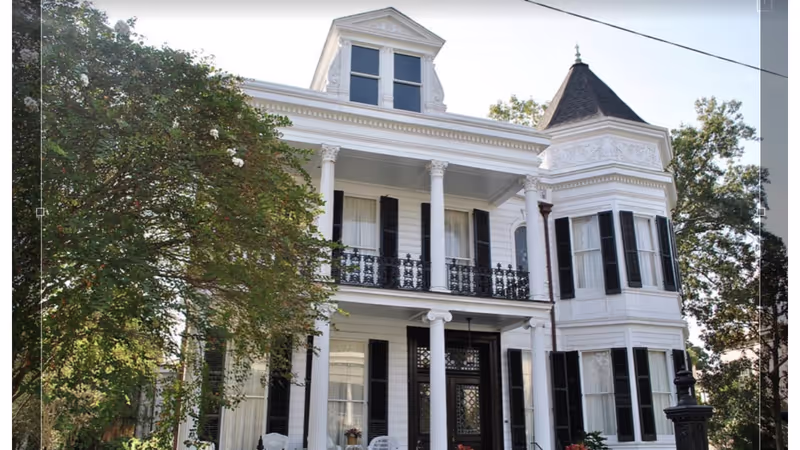 New Orleans Private Tour - Garden District