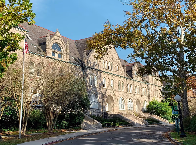 New Orleans Private Tour - Tulane University