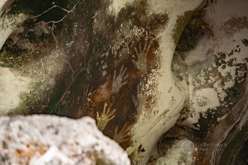 South Sulawesi Private Tour - Prehistoric cave painting