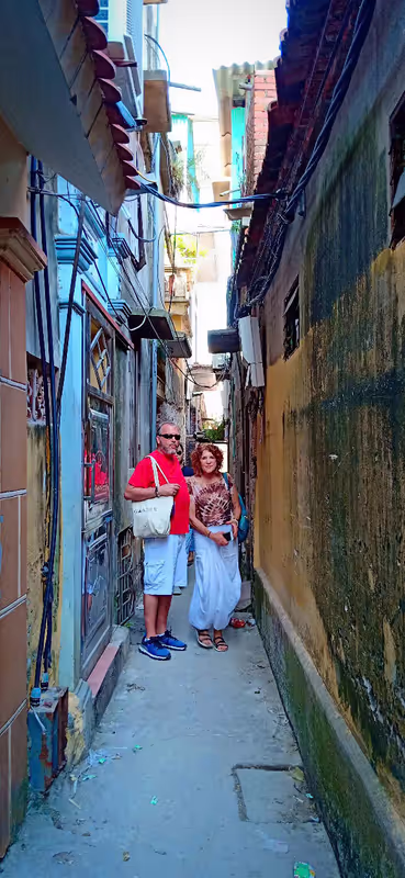 Hanoi Private Tour - Strolling around the Allies at Bat Trang ceramic