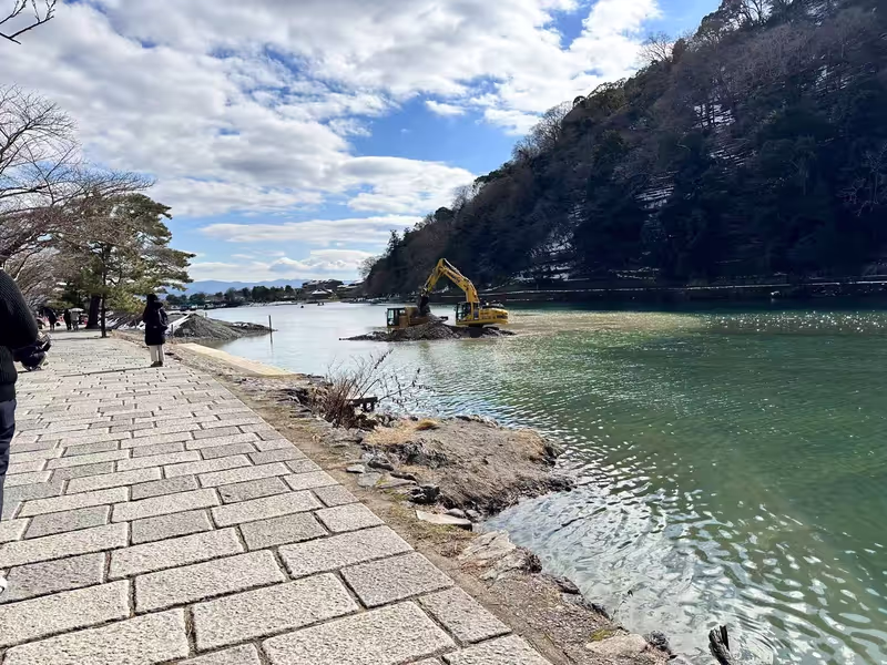 Kyoto Private Tour - blue sky against the emerald green water