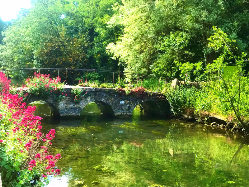 Cotswolds Private Tour - Bobury Old Bridge
