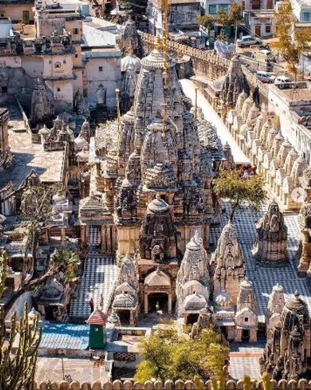 Udaipur Private Tour - The worship Temples of the Udaipur Kingdom