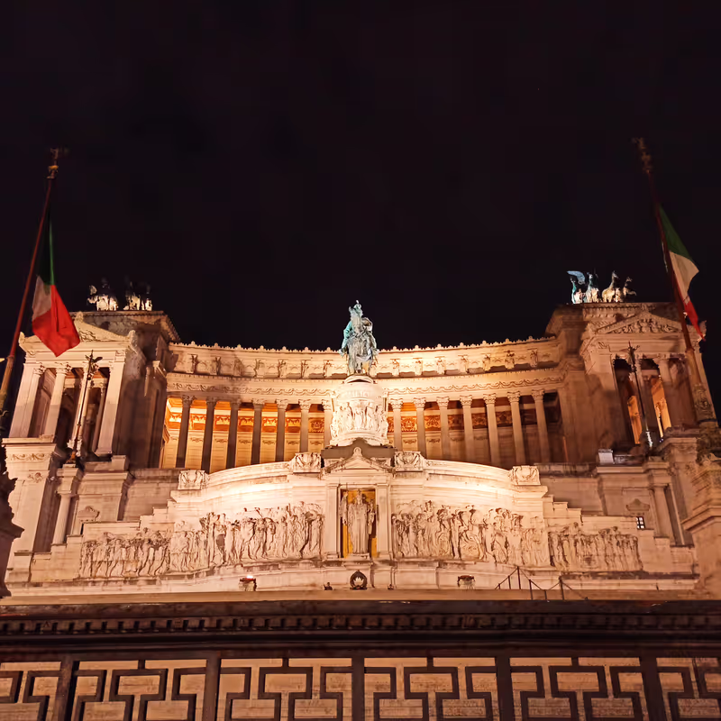 Lazio Private Tour - Piazza Venezia