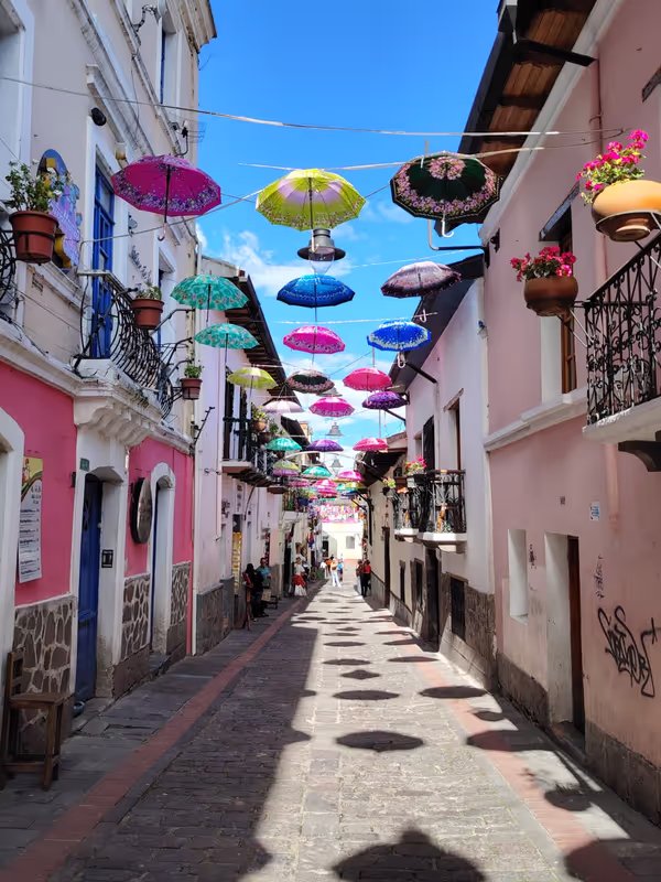 Quito Private Tour - LA RONDA