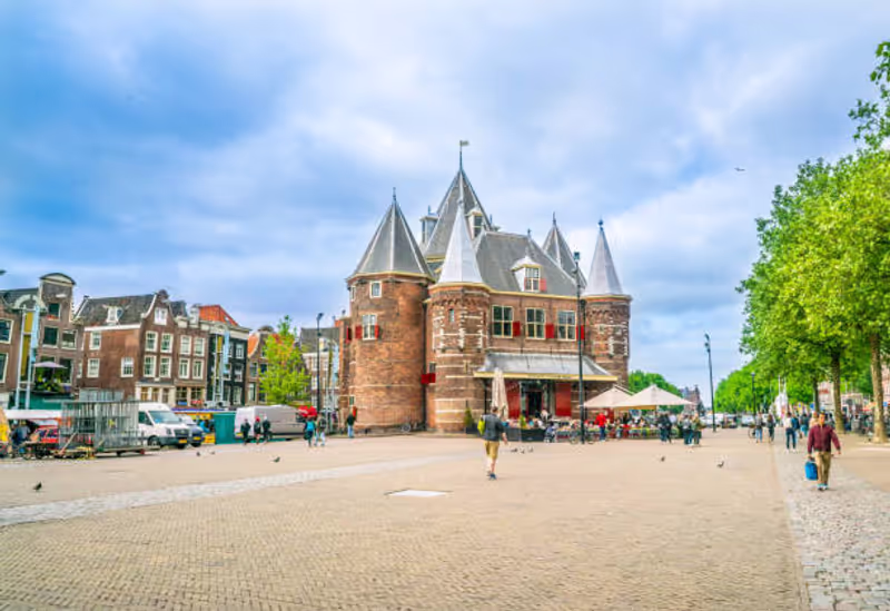Amsterdam Private Tour - Exploring Nieuwmarkt - very old and dynamic square