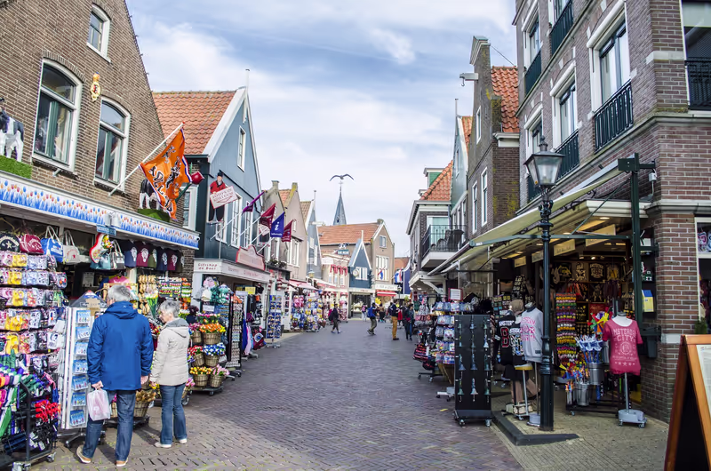 Amsterdam Private Tour - Volendam's city center