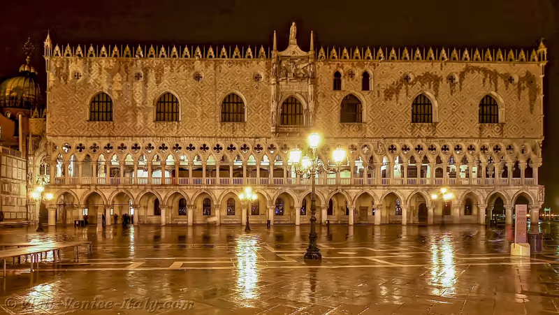 Venice Private Tour - Doge's Palace by Night