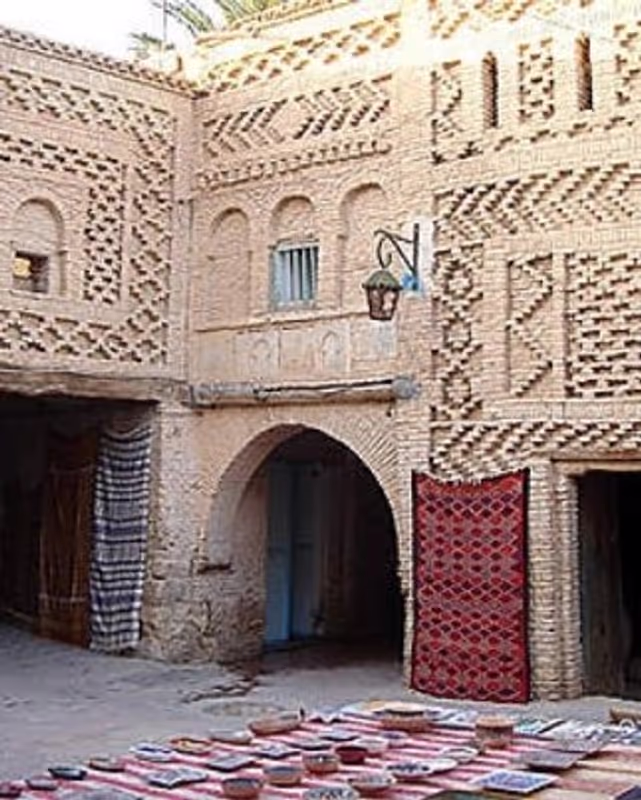 Tunis Private Tour - Old town Tozeur