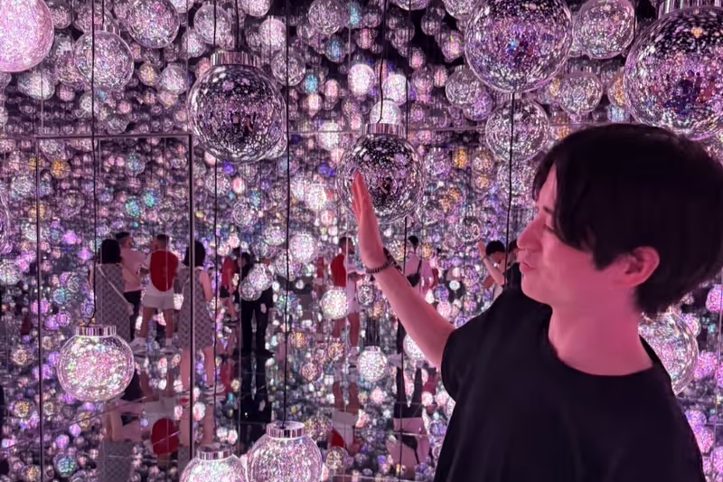 Tokyo Private Tour - teamLab Borderless