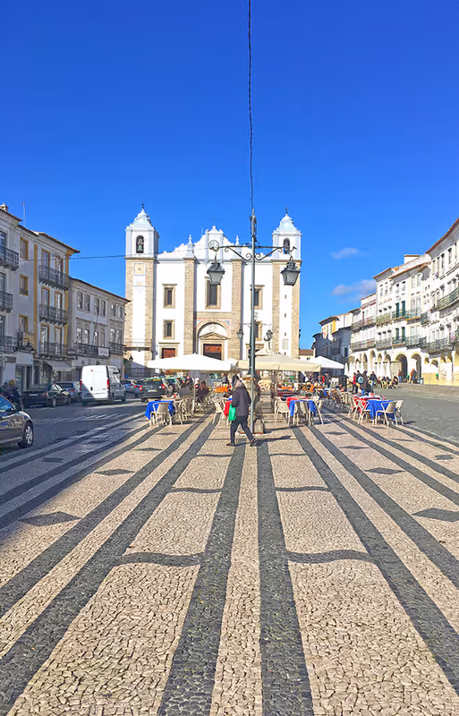 Lisbon Private Tour - main square Praça do Giraldo