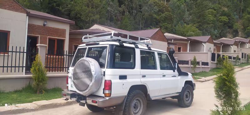 Addis Ababa Private Tour - Landcruiser 2023 model car
