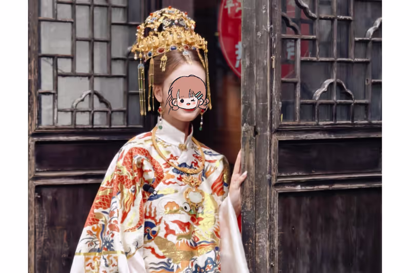 Shenzhen Private Tour - ethnic minority costume experience