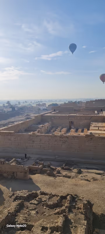 Luxor Private Tour - Flying over monuments
