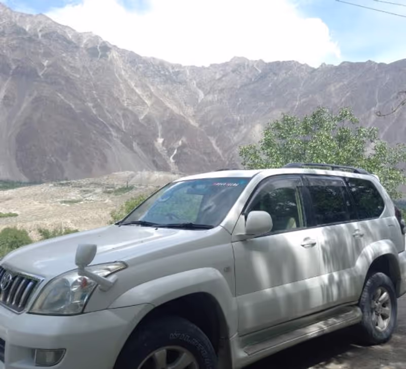 Islamabad Private Tour - (Extra $300) Toyota Parado