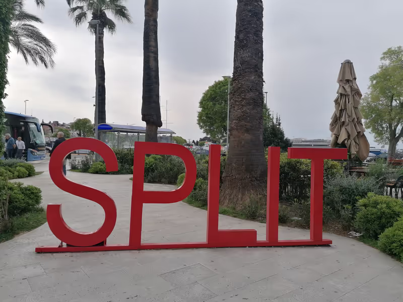 Split Private Tour - Split sign