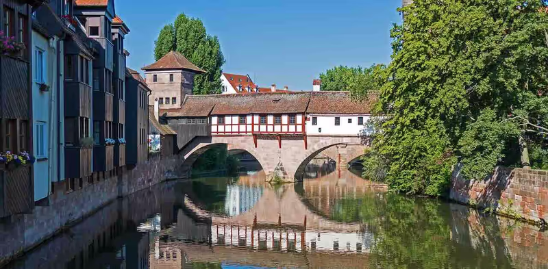 Prague Private Tour - Taste the original Nürnberger sausages.