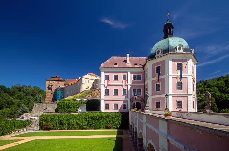 Karlovy Vary Private Tour - Scenic views over the river and green valley.