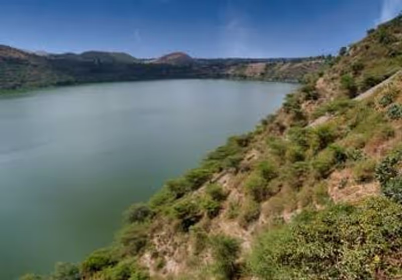 Addis Ababa Private Tour - Lake