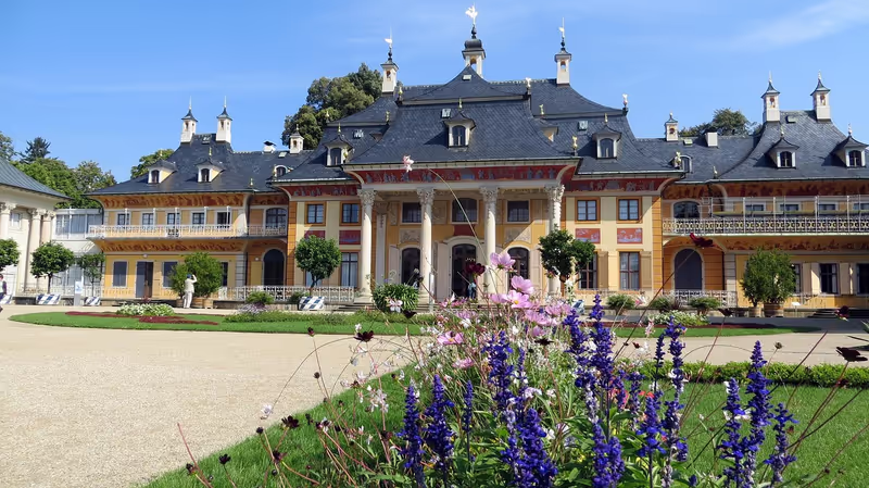 Karlovy Vary Private Tour - Riverside palace with Baroque and Chinese style.
