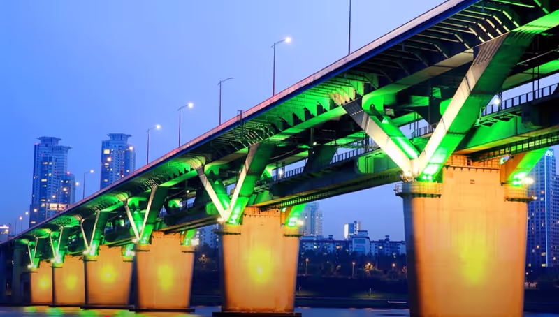 Seoul Private Tour - CheongdamBridge