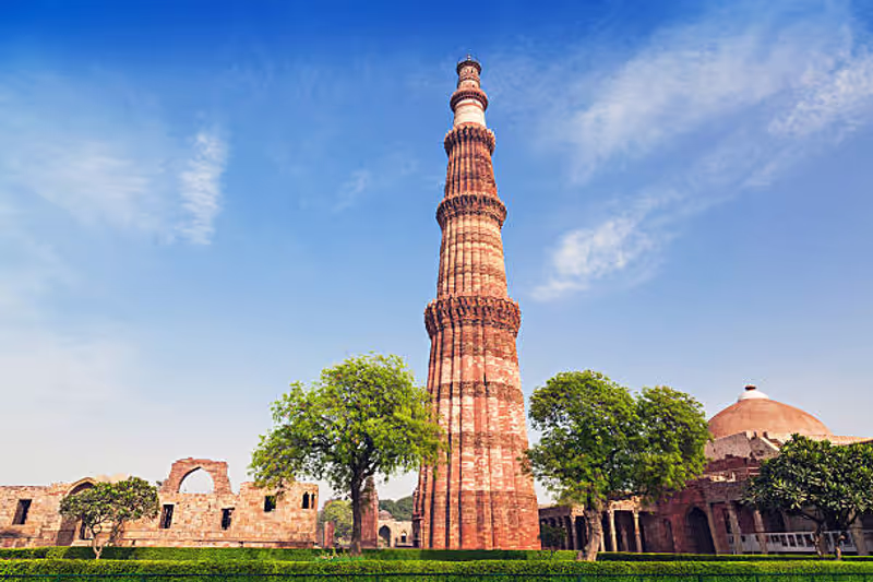Delhi Private Tour - Qutub Minar
