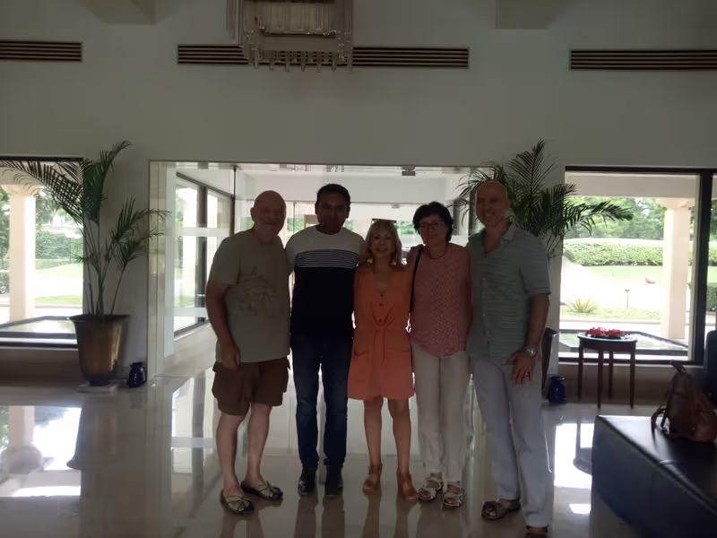 Delhi Private Tour - Meet and Greet at Hotels