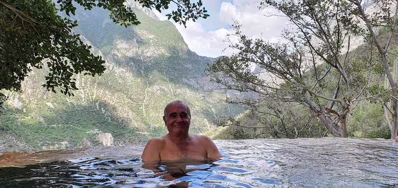 Mexico City Private Tour - Natural pool Tolantongo