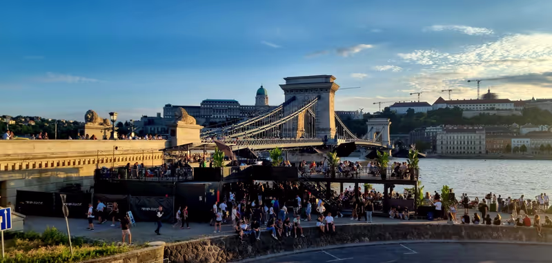 Budapest Private Tour - Chain bridge