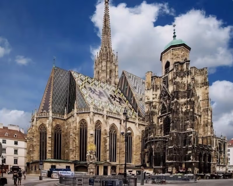 Budapest Private Tour - St.Stephans church
