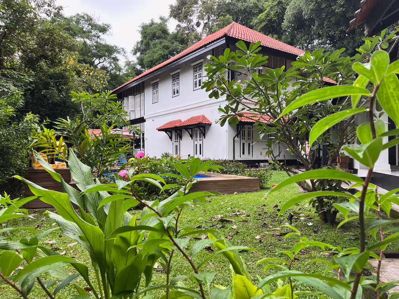 Singapore Private Tour - Colonial house at Pender Road