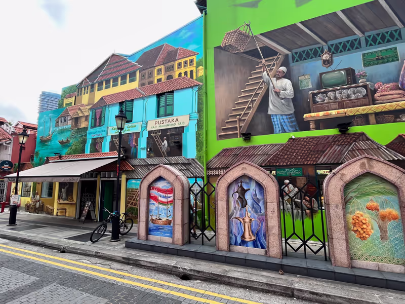 Singapore Private Tour - Heritage mural at Muscat Street