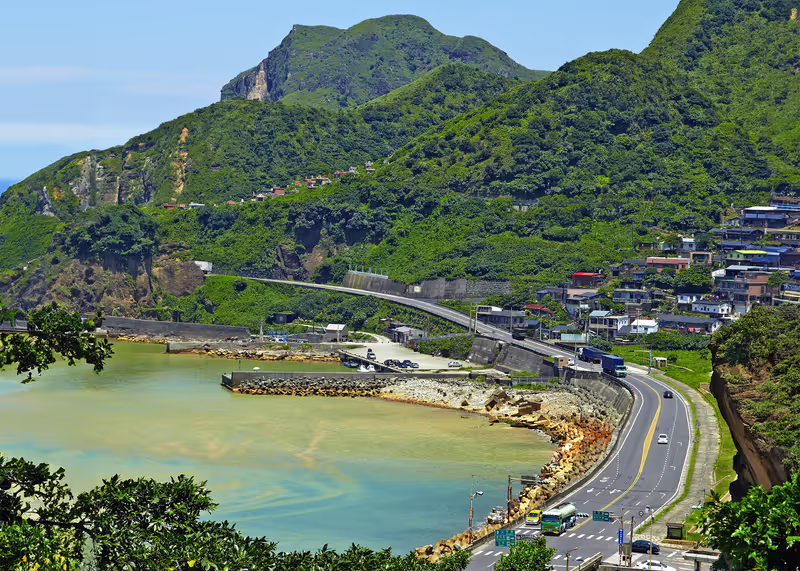 Taipei Private Tour - Yin Yang Sea