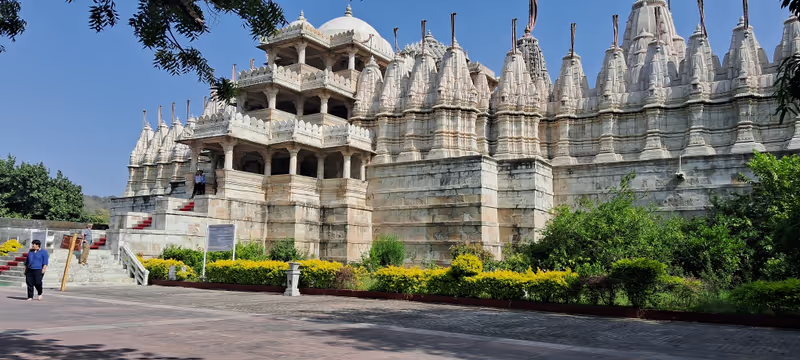 Udaipur Private Tour - Jain Temple Ranakpur