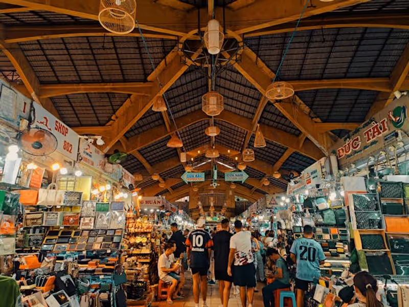 Ho Chi Minh Private Tour - inside Ben Thanh Market