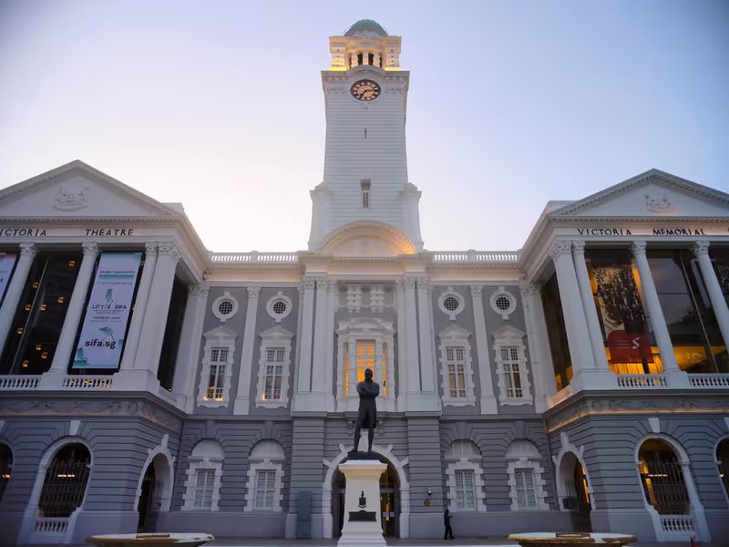 Singapore Private Tour - Victoria Concert Hall