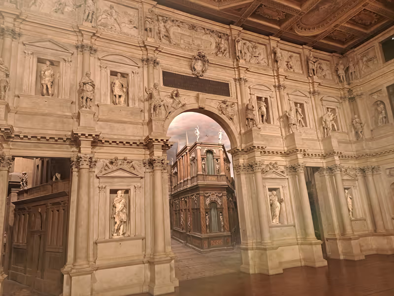 Vicenza Private Tour - 
