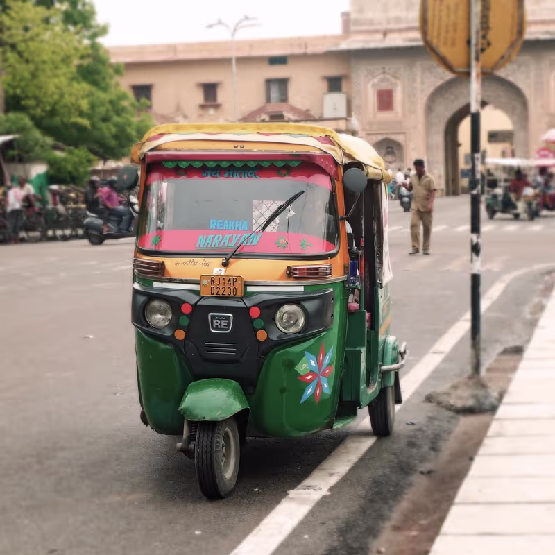 Jaipur Private Tour - Tuk Tuk ride