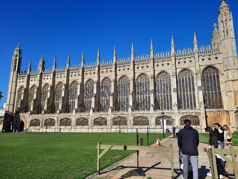 Cambridge Private Tour - King's College Chapel side view