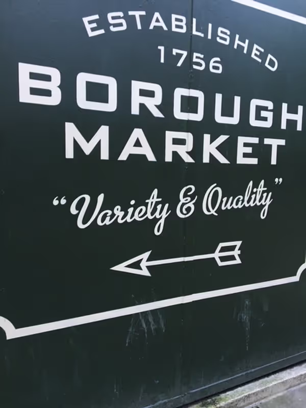 London Private Tour - Start and finish at this amazing market