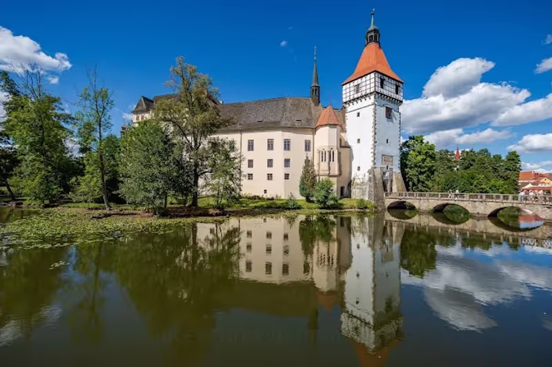 Prague Private Tour - Blatná Castle