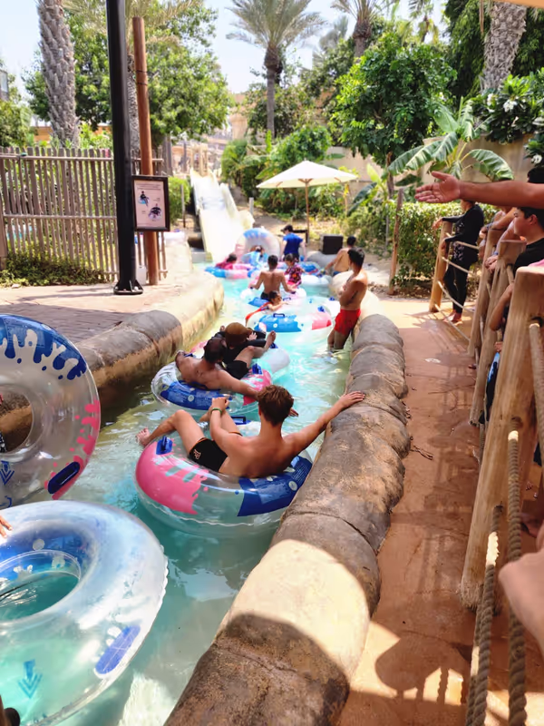 Dubai Private Tour - Water park photo Stop
